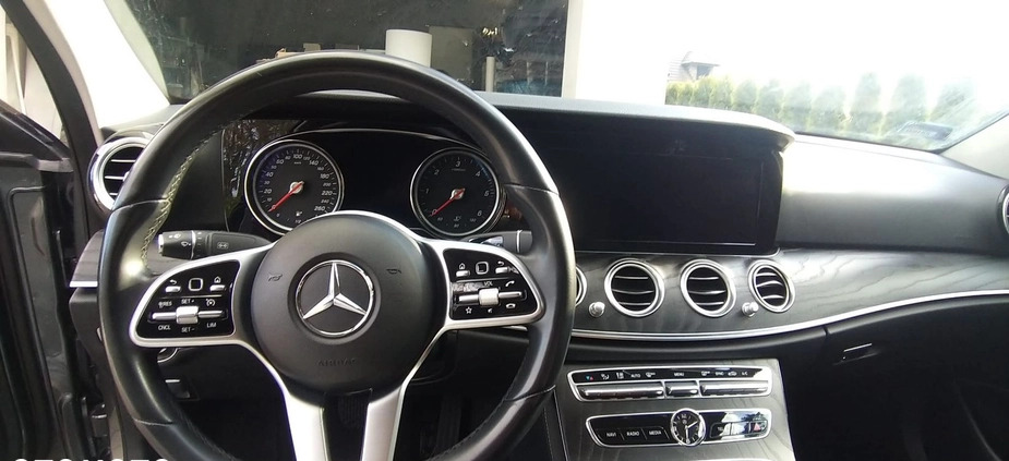 Mercedes-Benz Klasa E cena 139900 przebieg: 74000, rok produkcji 2019 z Żerków małe 92